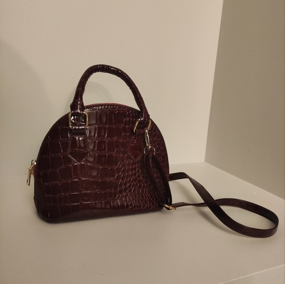 Burgundy Handbag - Picture 3 of 6